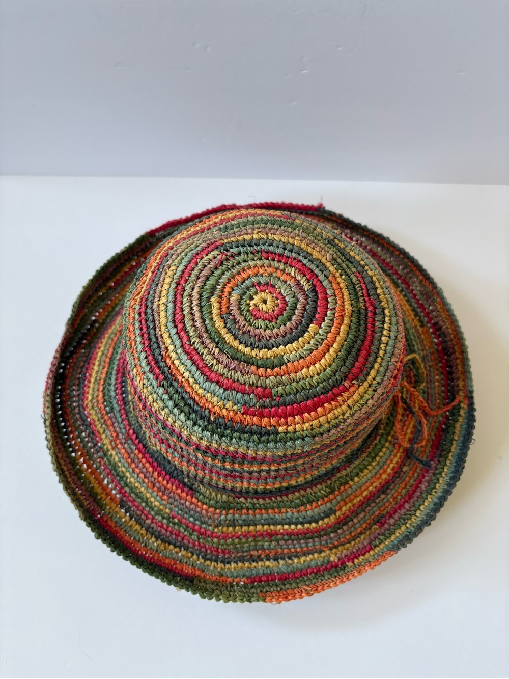 Chico’s MultiColor Crochet Straw Floppy Sun Hat Resort Cruise Beach Coastal Bow - Picture 2 of 6